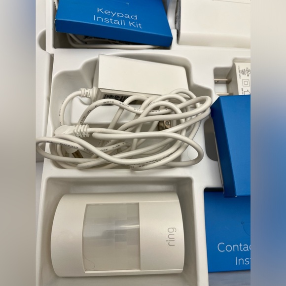 New w/box Ring Alarm 5 Piece Kit Wireless Home Security System(See description) - Picture 7 of 9